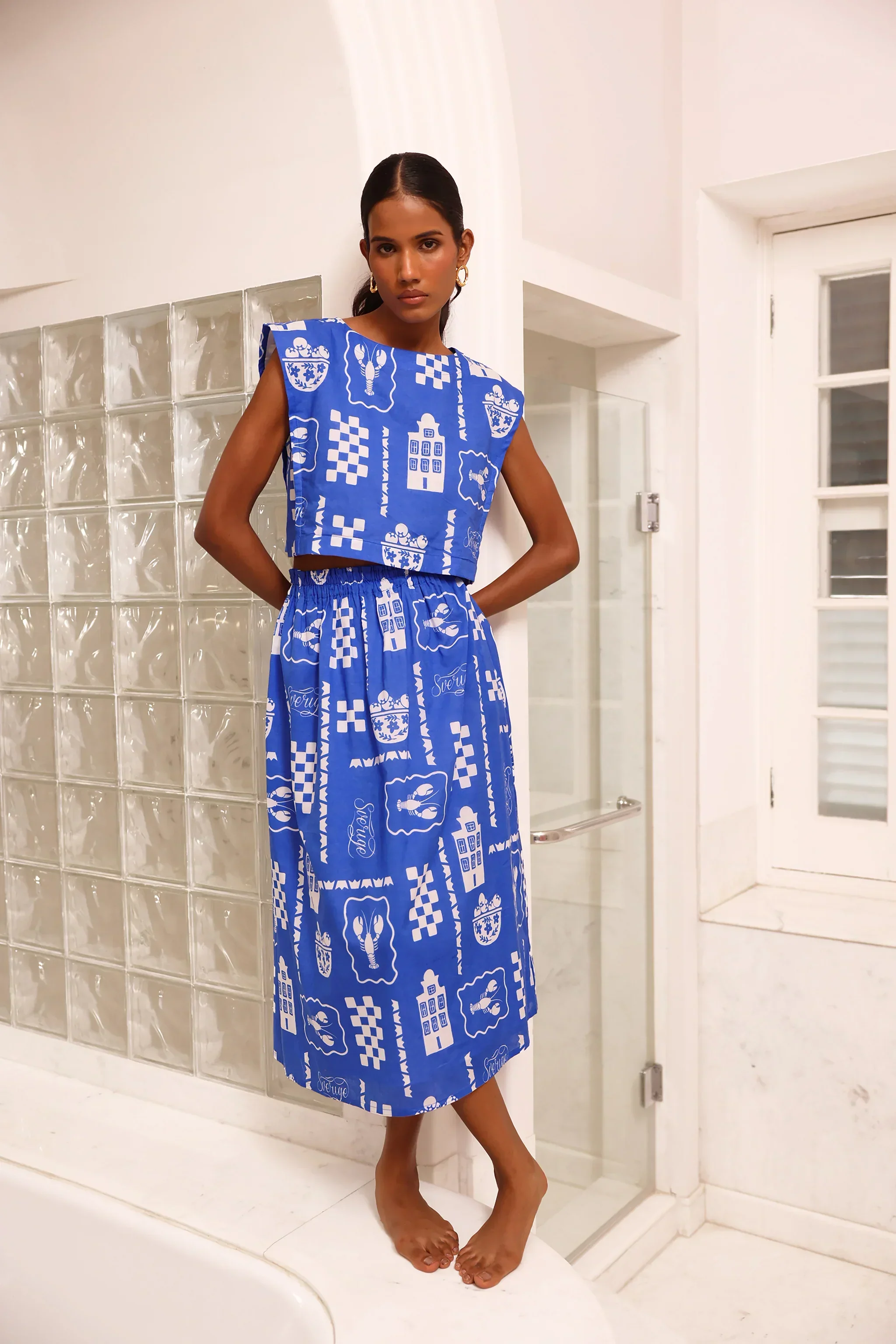 Amber Skirt in Sverige Indigo - Image 2