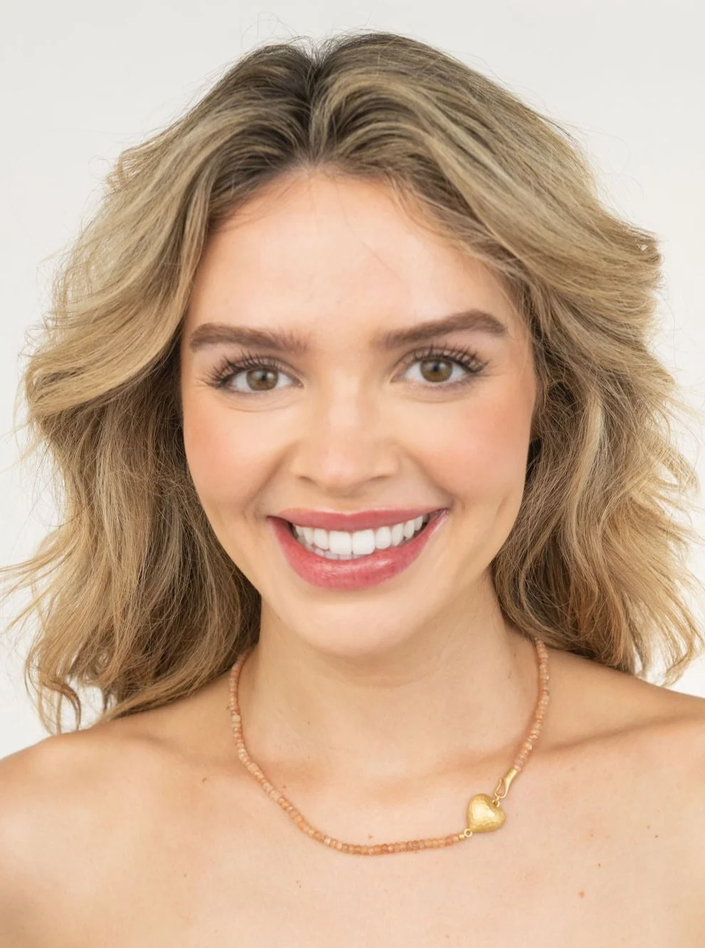 Heart Necklace in Peach Moonstone - Image 4
