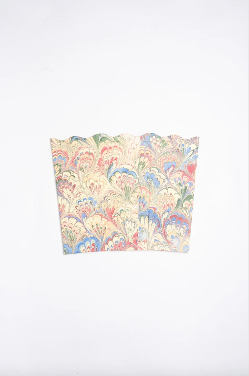 Hand-Marbled Scallop Waste Bin in Multicolor - Image 2