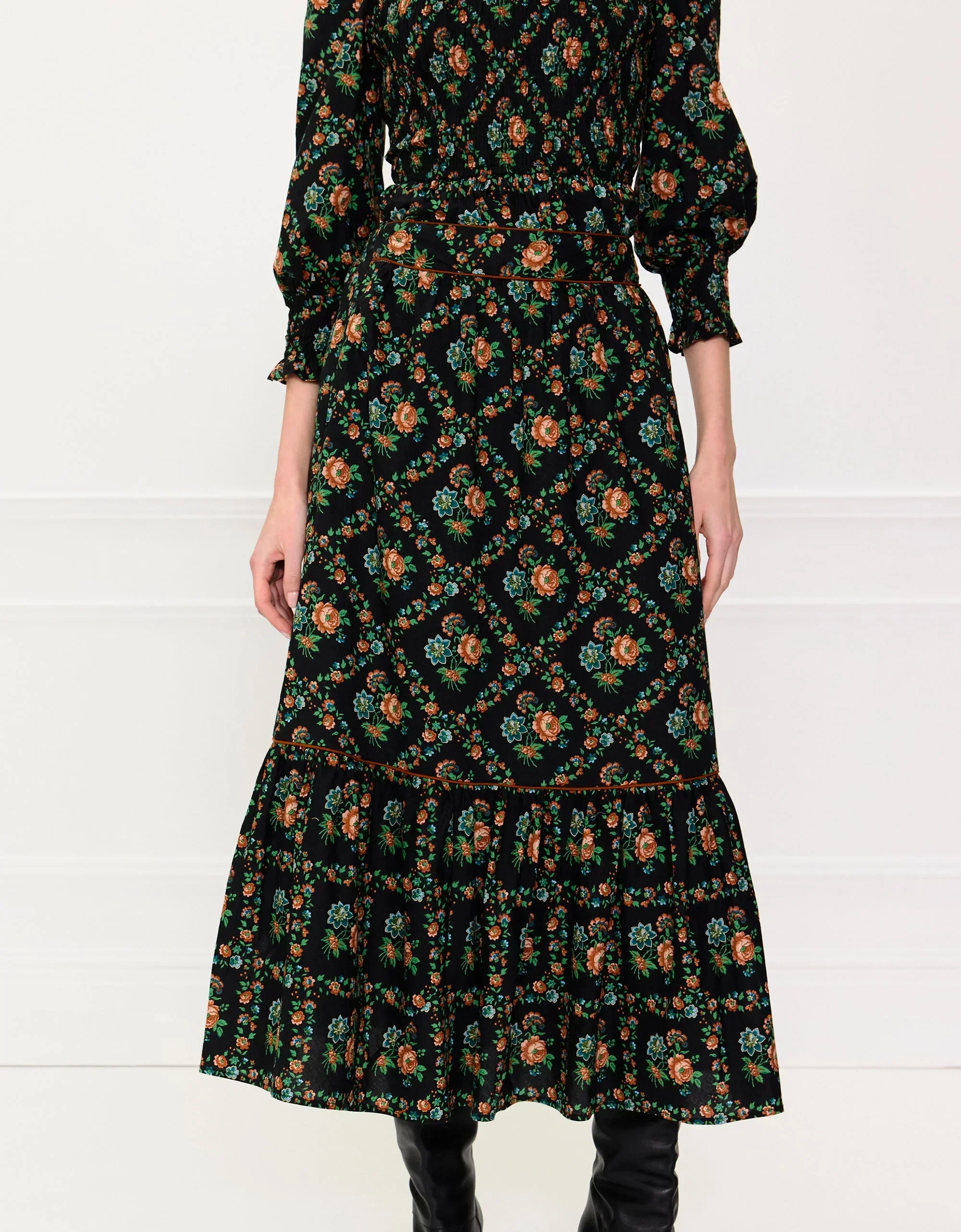 Mabel Skirt in Vintage Trellis - Image 3