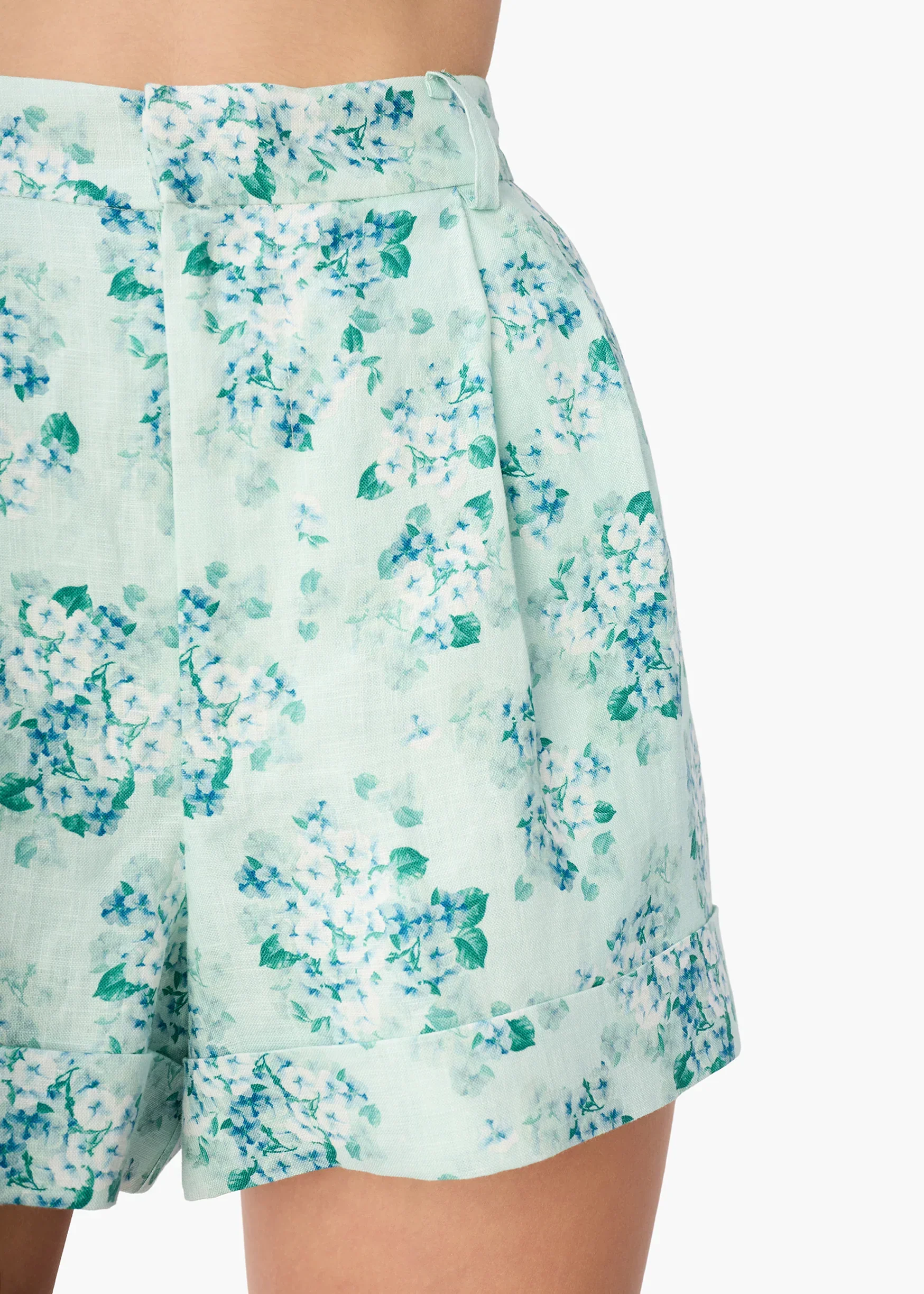 Ravi Linen Short in Climbing Hydrangeas - Image 4