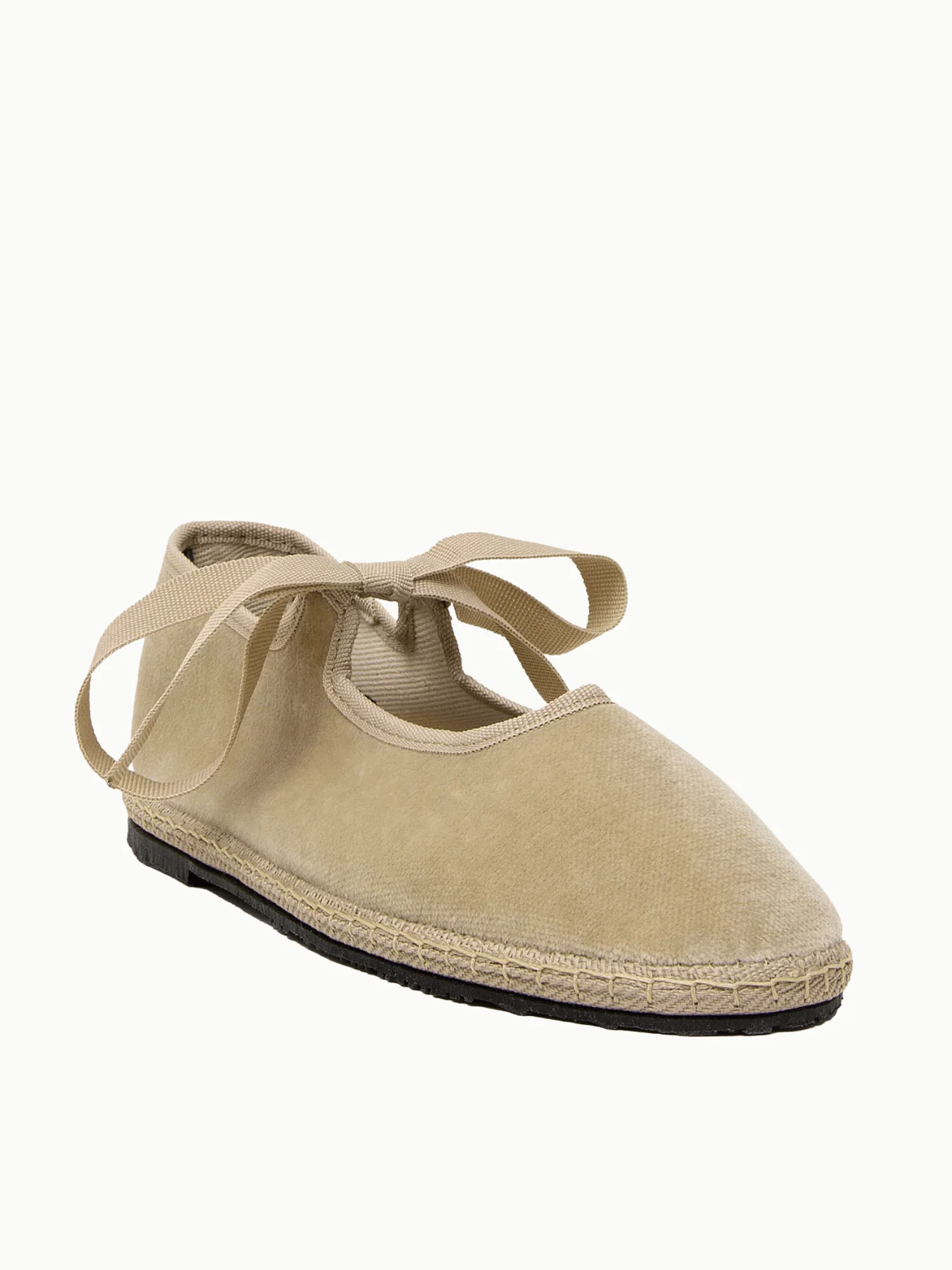 Salomé in Beige Velvet - Image 2
