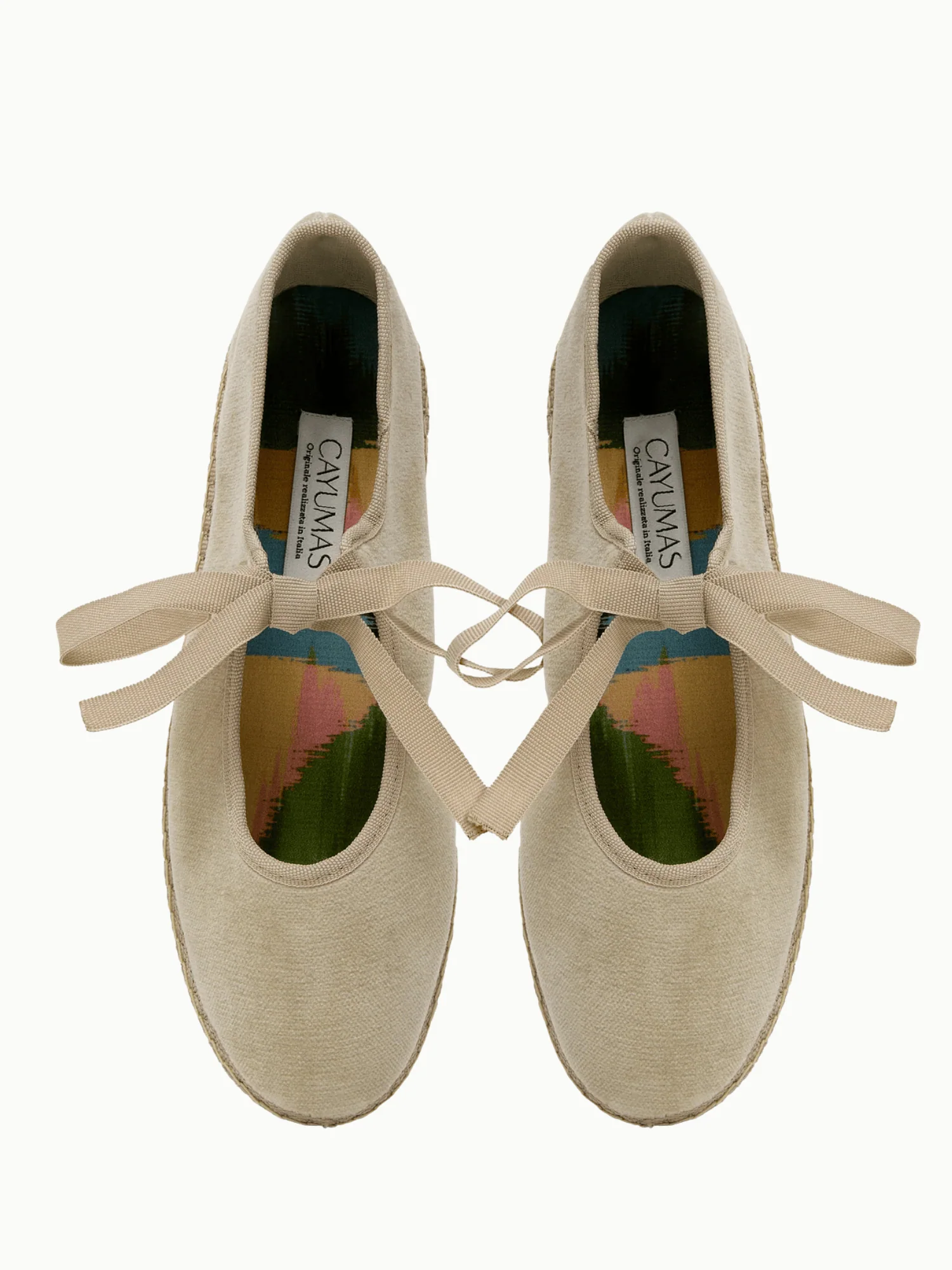 Salomé in Beige Velvet - Image 3