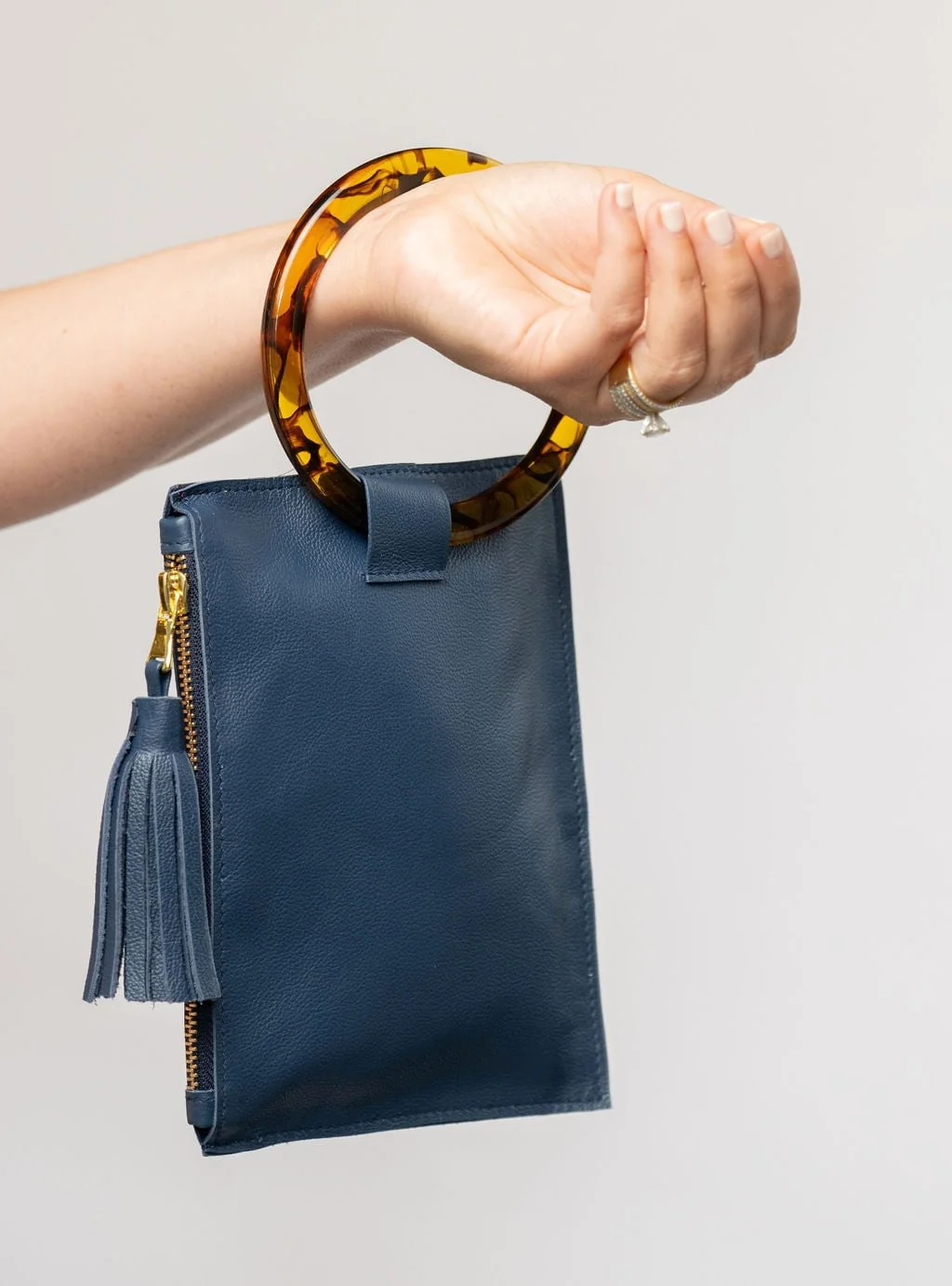 The Acrylic Ring Wristlet | Navy - Image 2