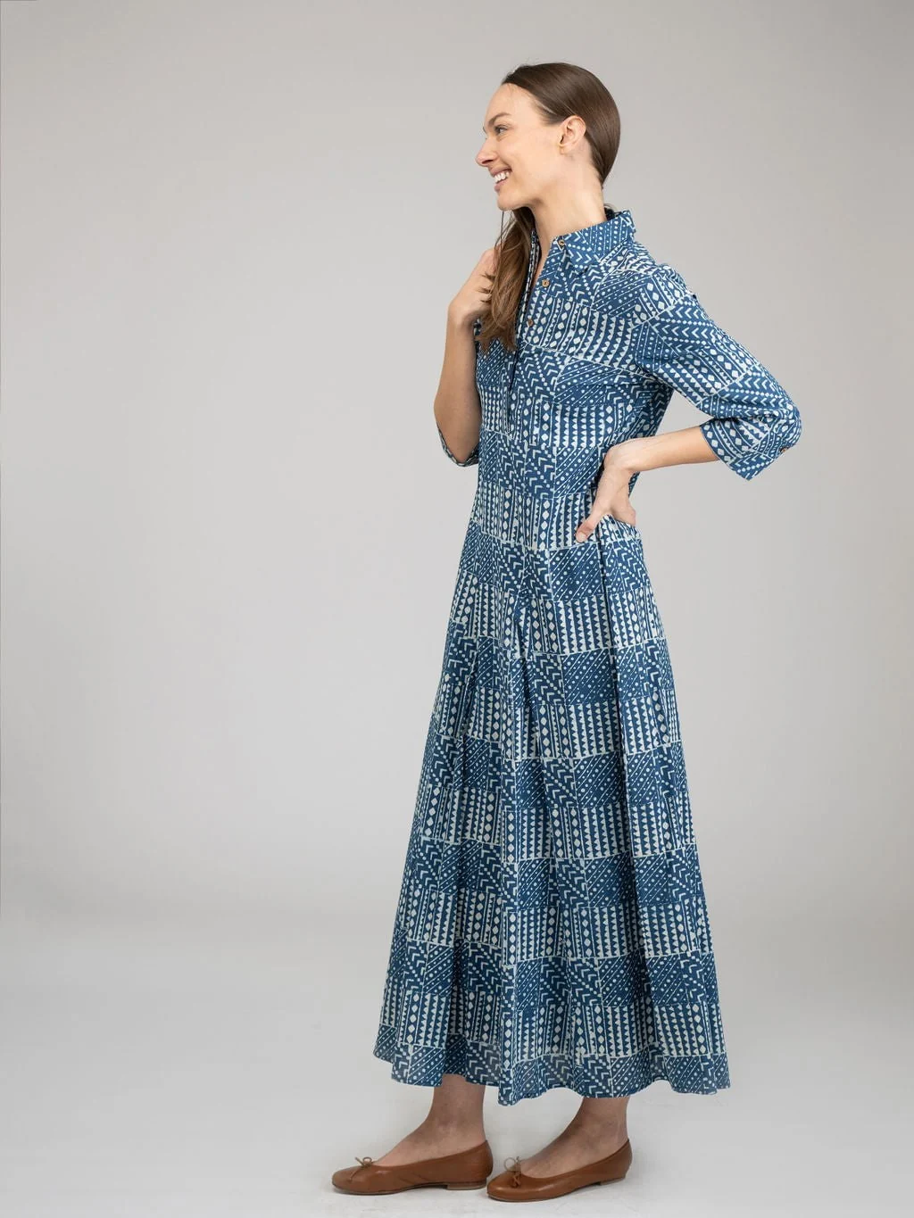 The Alexa Dress | Blue Fall Resist - Image 3
