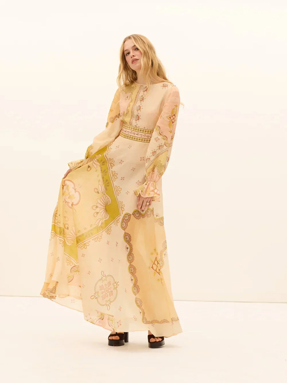 The Gigaro Waist Tie Dress - Image 3