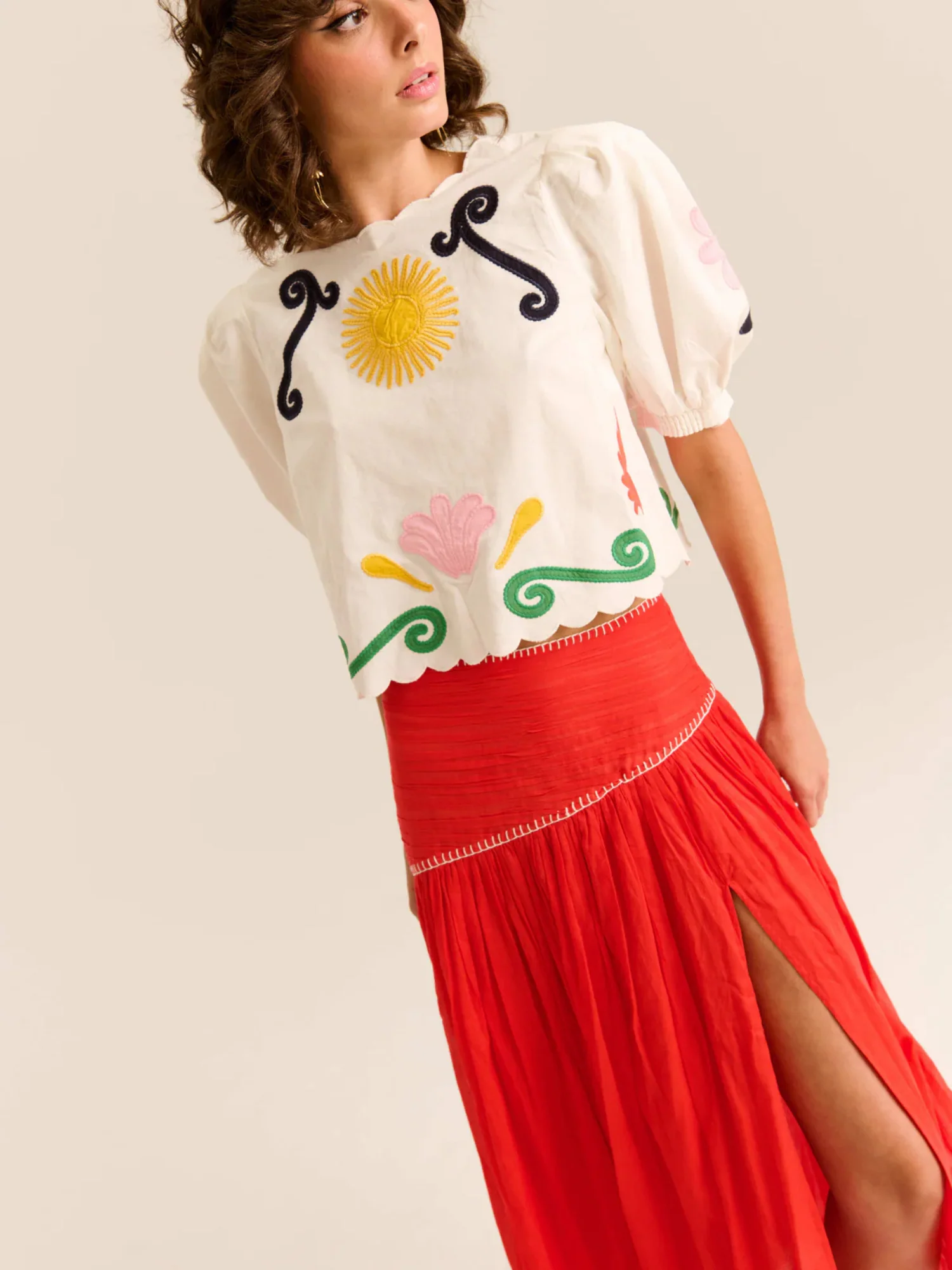 The Ines Skirt in Red - Image 3